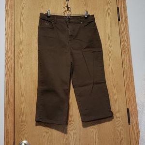 💕 Denim capris (2 color options)